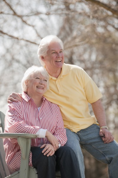 USA, Virginia, Richmond, portrait of senior couple in park. Photo: Mark Edward Atkinson