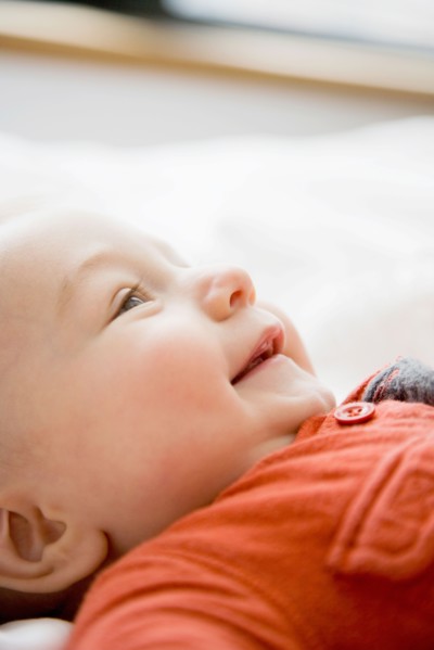 Close-up of baby boy (0-1 years). Photo : Maisie Paterson