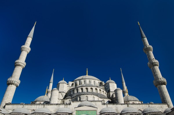 Turkey, Istanbul, Sultanahmet Mosque.