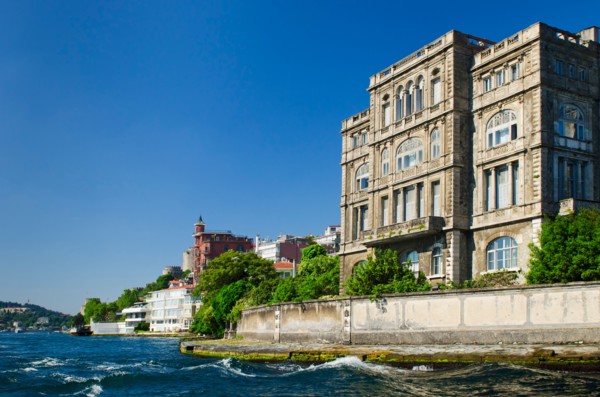 Turkey, Istanbul, Yali on the Bosphorus .