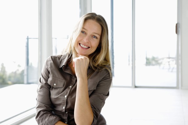Portrait of mature woman. Photo : Rob Lewine