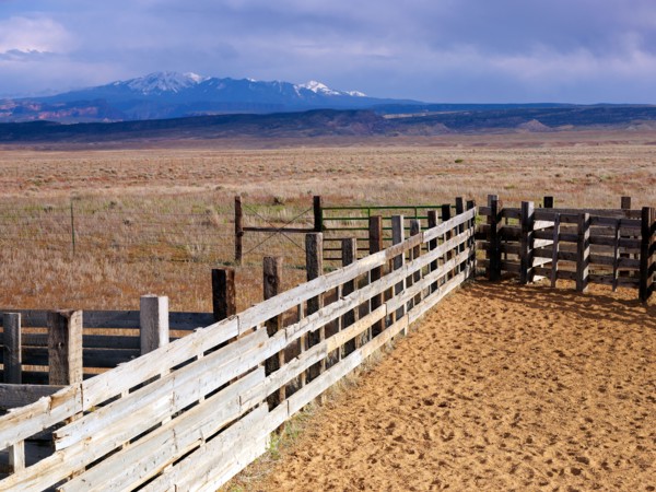 USA, Utah, Wooden fence on ranch. Photo: John Kelly