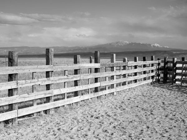 USA, Utah, Wooden fence on ranch. Photo: John Kelly