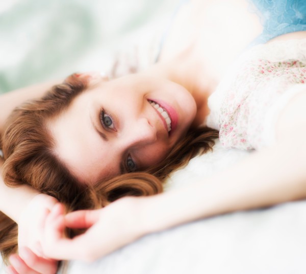 Sensual portrait of young woman. Photo : Daniel Grill