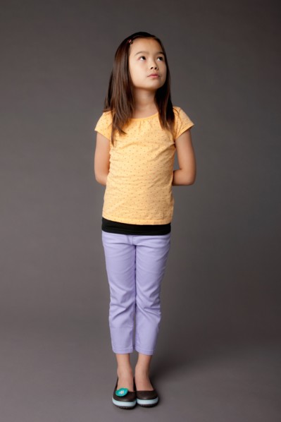 Studio portrait of girl (8-9). Photo : Rob Lewine