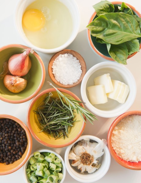 Close up of fresh ingredients in bowls. Photo : Jamie Grill