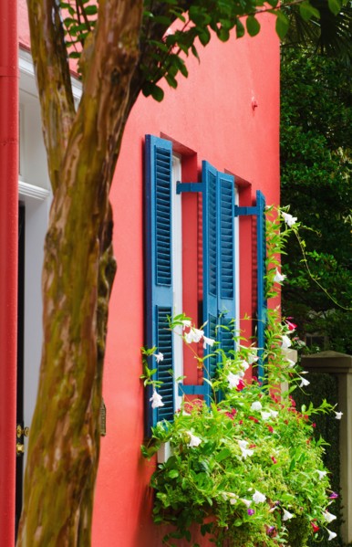 USA, South Carolina, Charleston, Close up of house in old town.