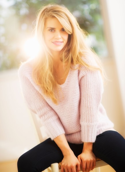 Portrait of young woman. Photo : Daniel Grill