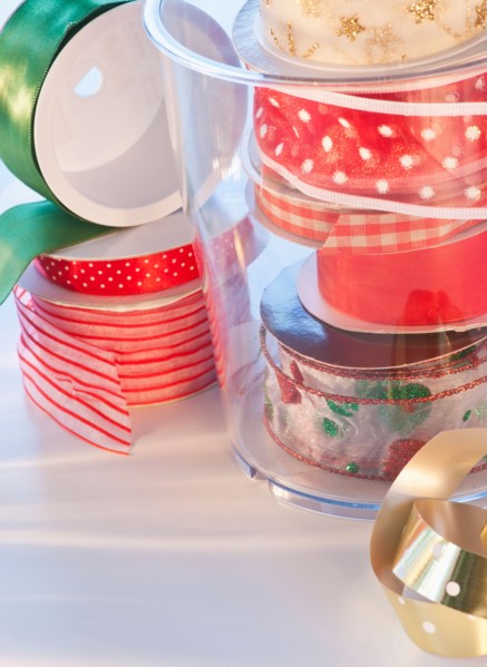 Close-up of christmas ribbons. Photo : Daniel Grill
