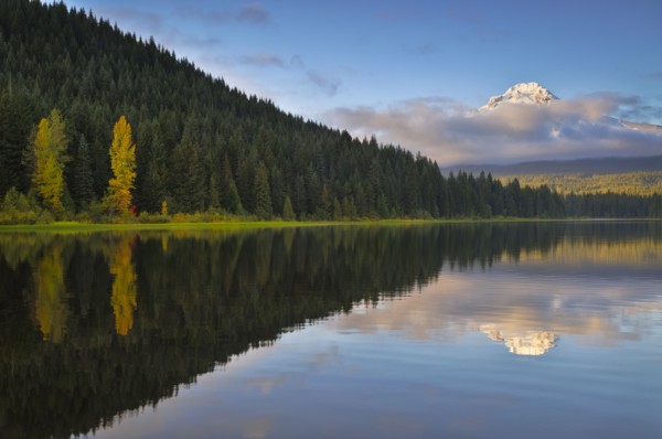 USA, Oregon, Multnomah County, Trillium Lake. Photo : Gary Weathers