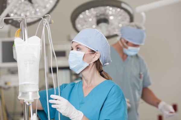 Surgeons getting ready for surgery. Photo: db2stock