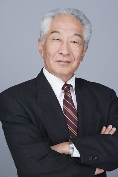 Portrait of senior businessman. Photo: Rob Lewine
