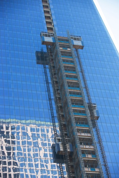 Usa, New York State, New York City, view of skyscraper construction. Photo : fotog