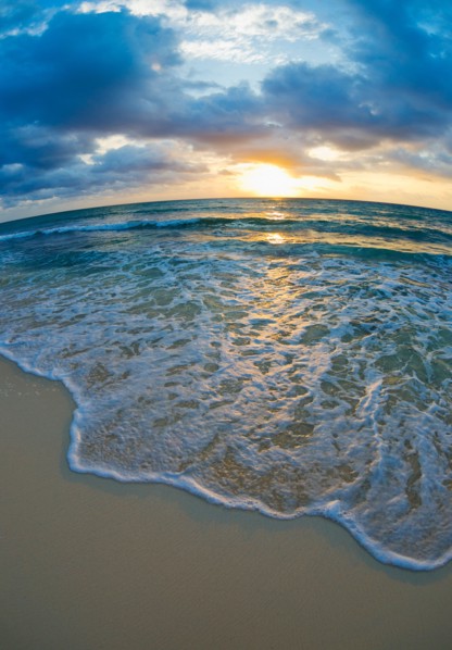 Mexico, Yucatan, Riviera Maya, Cancun. Seascape at sunset.