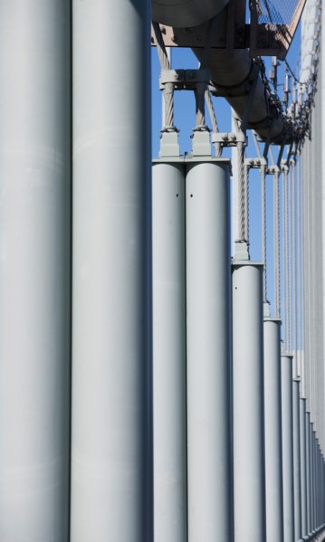 USA, New York, New York City. Bridge support. Photo : fotog