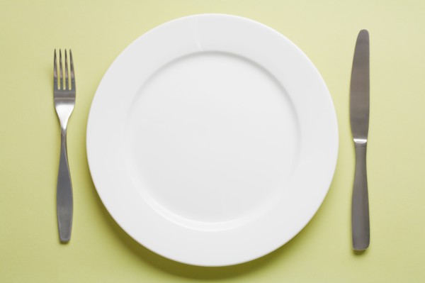 Studio shot of place setting. Photo : Kristin Lee