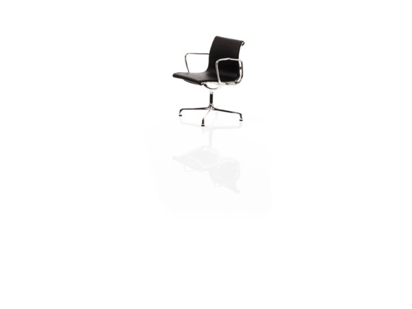Single corporate chair on white background. Photo : David Arky
