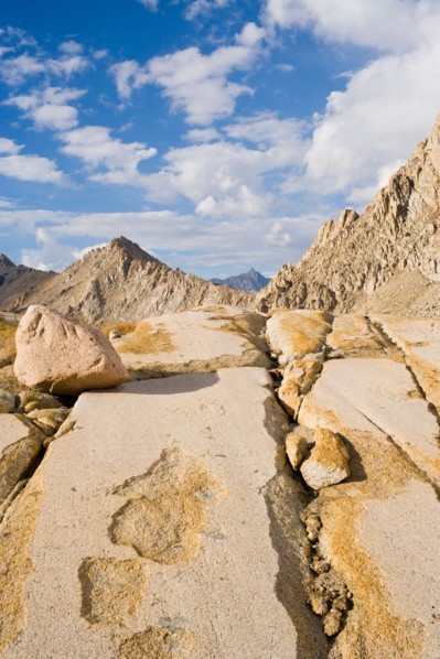 USA, California, Sequioa National Park. Sequoia National Park, Rock formations. Photo : Noah