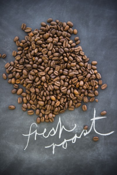 Close up of roast coffee beans. 
Photo : Jamie Grill