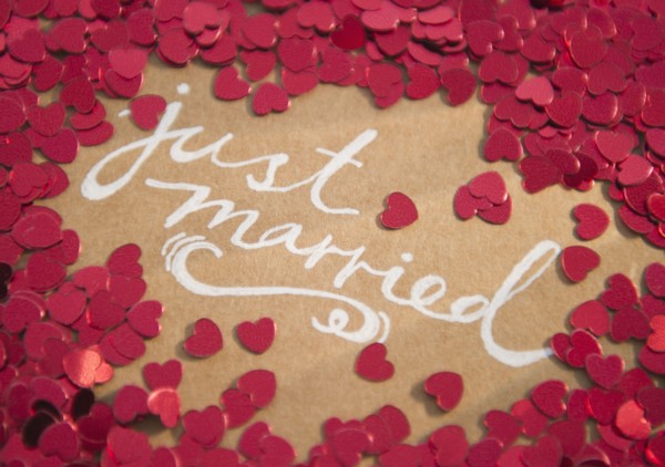 Close up of wedding decoration. 
Photo: Jamie Grill
