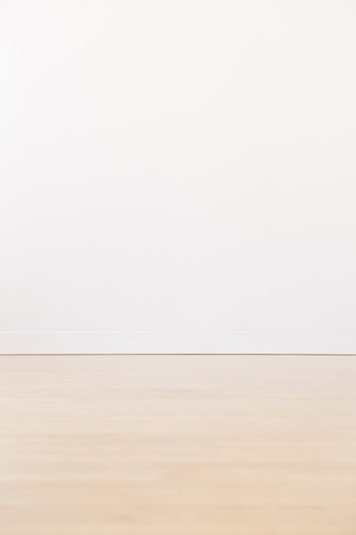 Empty room. Photo : Daniel Grill