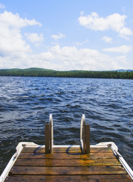 View of lake with wooden jetty. Photo : Daniel Grill