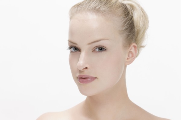 Beauty portrait of woman. Photo : Jan Scherders