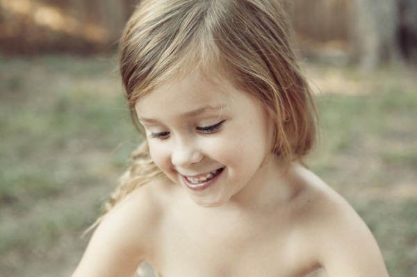 Portrait of smiling girl (6-7). Photo: King Lawrence