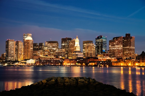 Boston at sunset. Photo : Henryk Sadura