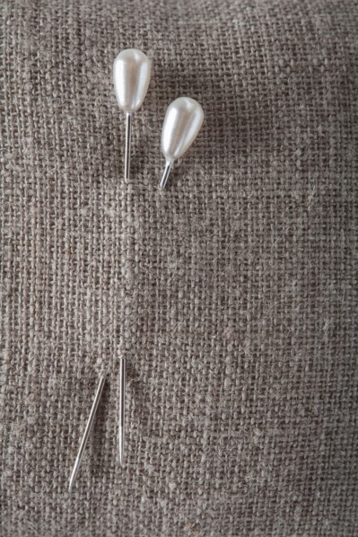 Straight pins