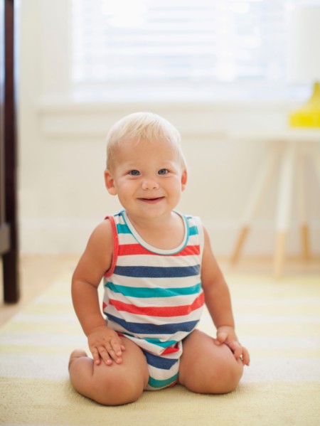 Portrait of baby boy (6-11 months)