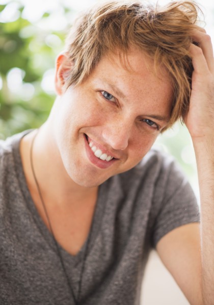 Portrait of man smiling.
Photo : Daniel Grill