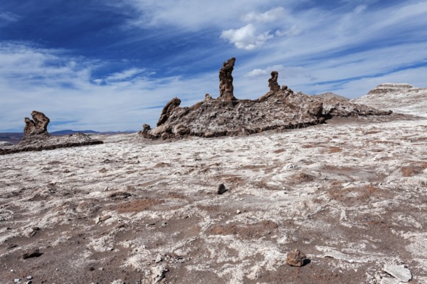 Rock formations. Chile, Antofagasta Region, Atacama Desert, Valle de la Luna.
Photo : Henryk