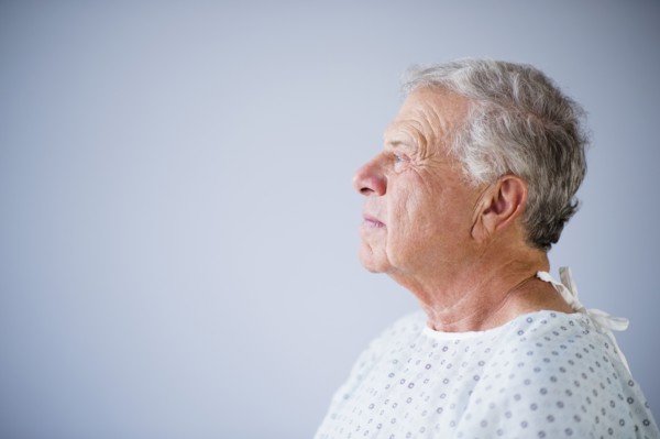 Side view of senior patient.
Photo : Jamie Grill