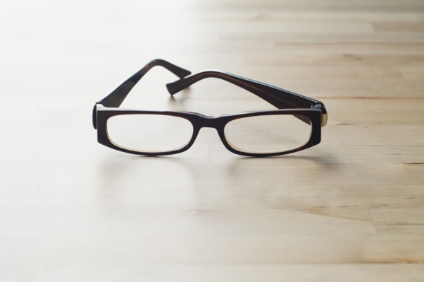 Studio shot of spectacles.
Photo : Kristin Lee