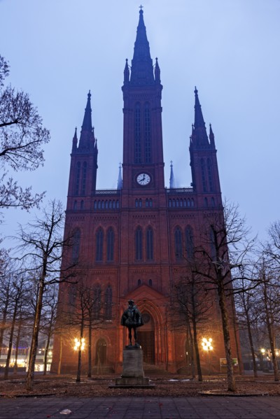 Marktkirche facade illuminated at dawn