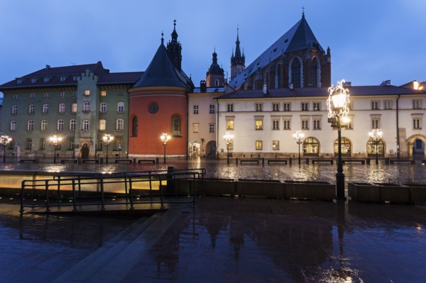 Little Market Square illuminated at night