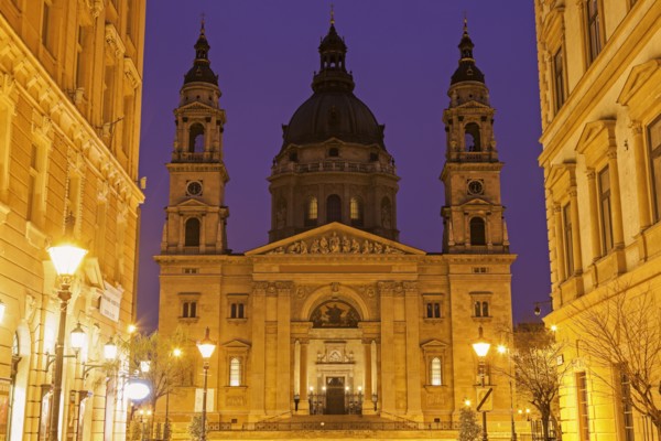 Facade of Saint Stephen's Basilica