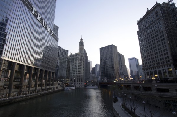 Chicago river flowing between skyscrapers