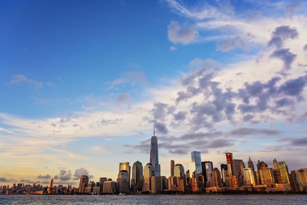 Financial district of lower Manhattan and Hudson River