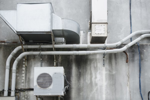 North Carolina, Air conditioner on wall