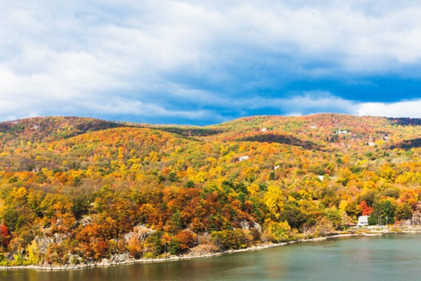 USA, New York, Bear Mountain in autumn