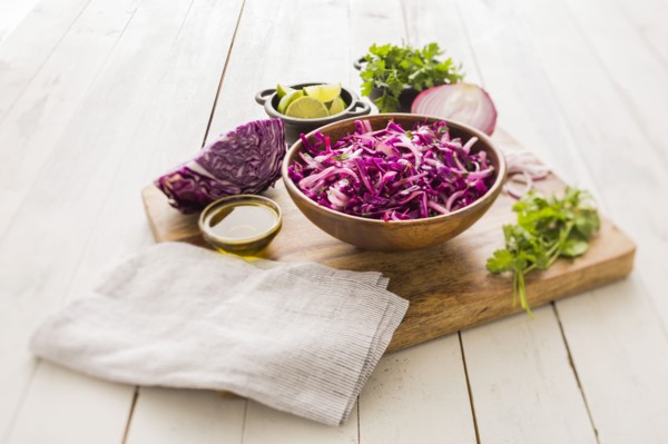 Red cabbage in bowl