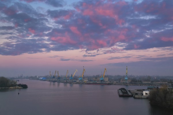 Ukraine, Dnepropetrovsk, Commercial dock at dusk