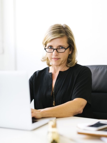 Portrait of Mature woman in eyeglasses