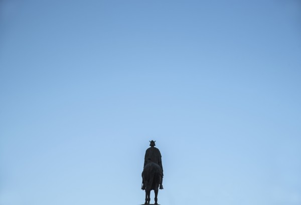 Spain, Andalusia, Seville, Plaza Nueva, Equestrian monument of king Ferdinand III
