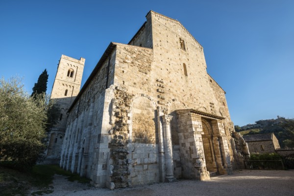 Italy, Tuscany, Montalcino, Facade of Abbey of Sant'Antimo near Montalcino city