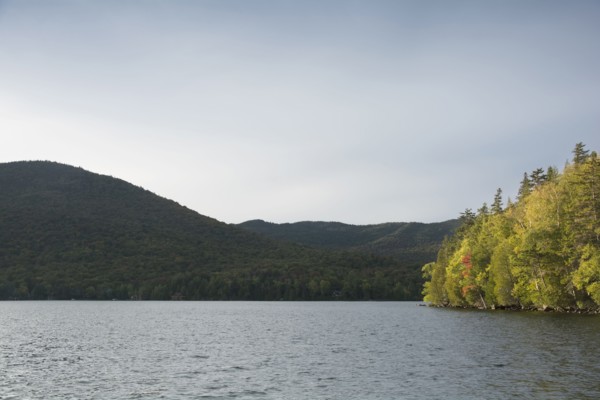 USA, New York, St. Armand, Lake Placid at autumn