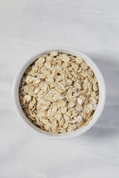Overhead view of oats in bowl
