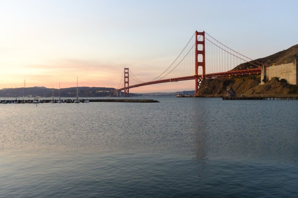 USA, California, San Francisco, Golden Gate Bridge at sunset